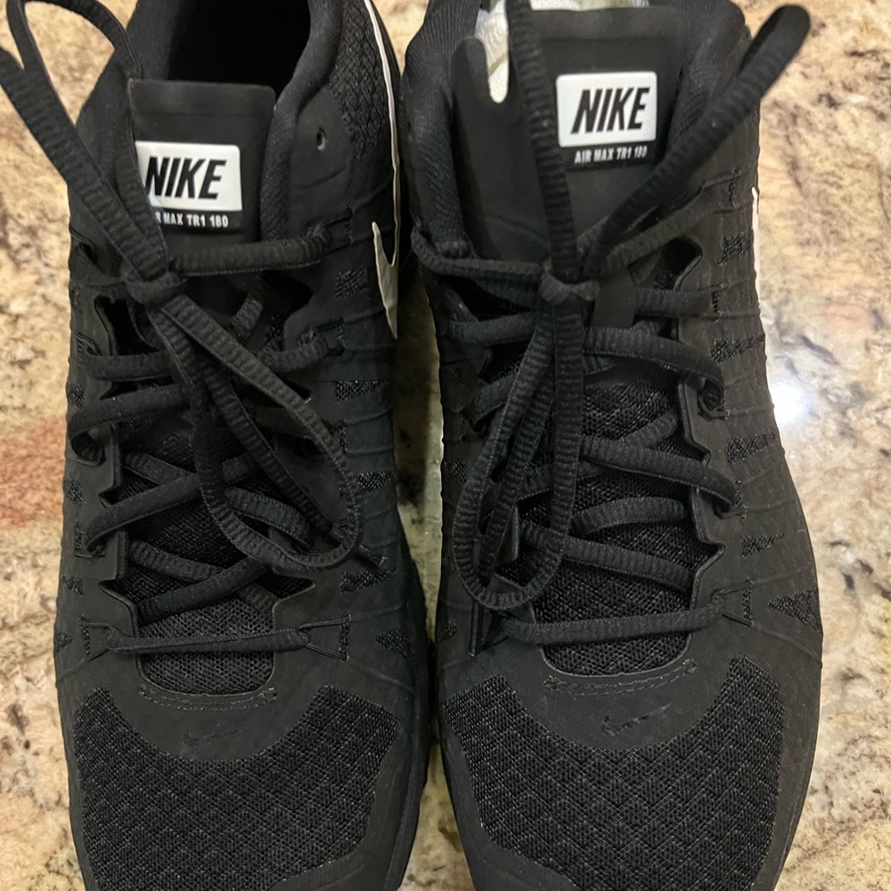Nike Black Athletic Shoes - Picture 12 of 14
